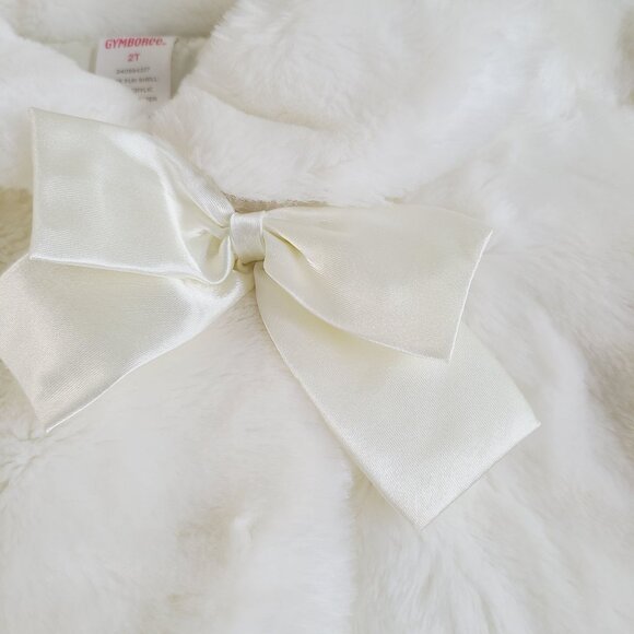 Gymboree Faux Fur Coat With Satin Bow & Button Closure Size 2T Party Church - Picture 2 of 8